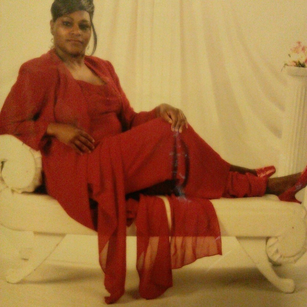 Meet your Posher, Flecia